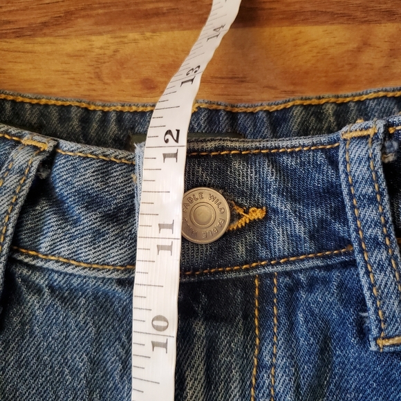 Baggy Jeans with Fitted High Rise Waist - Picture 9 of 10